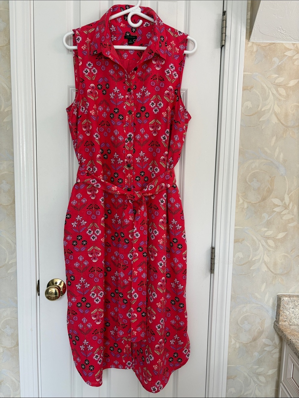 Ann Taylor Linen Blend Sleeveless Red Floral Shirt Dress with Tie Waist